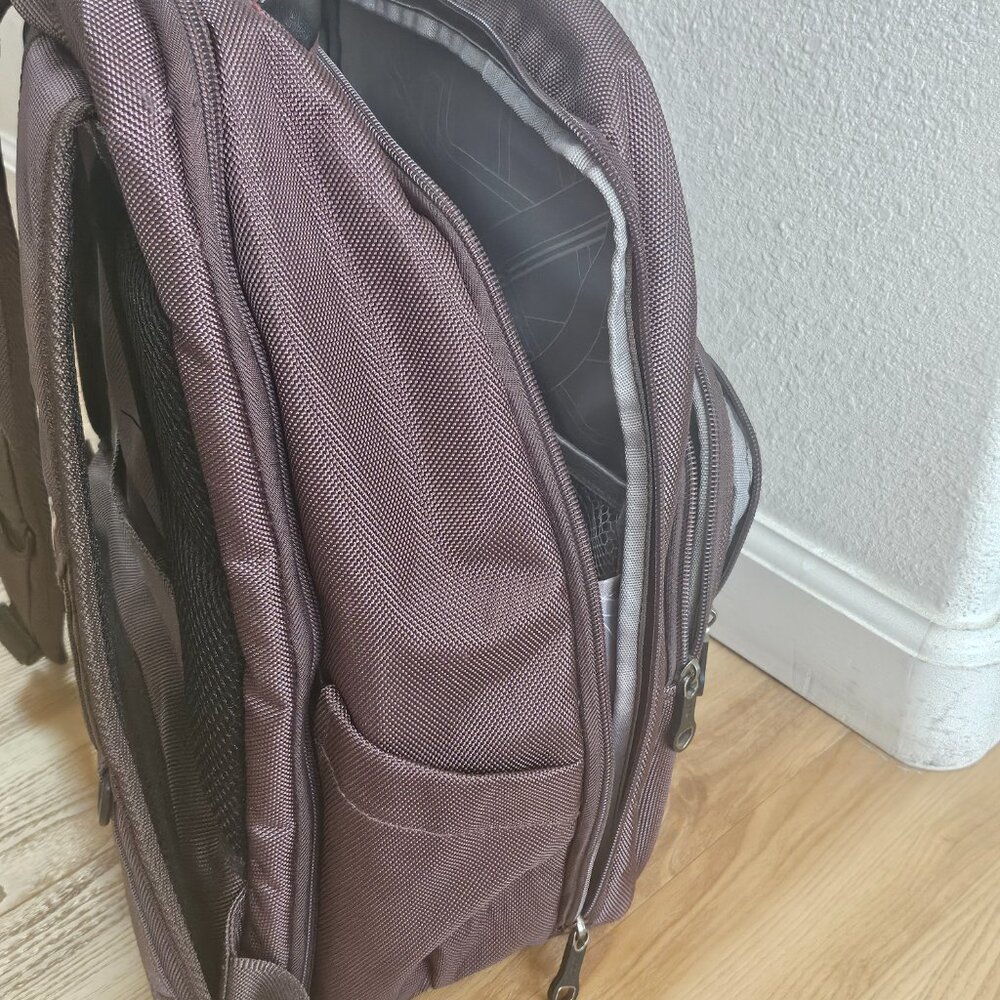 Computer Backpack - Picture 7 of 8